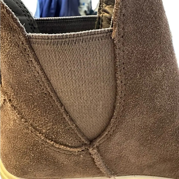 UGG Mauna Sneaker Boot‎ Size 5 NWOT - Picture 6 of 6